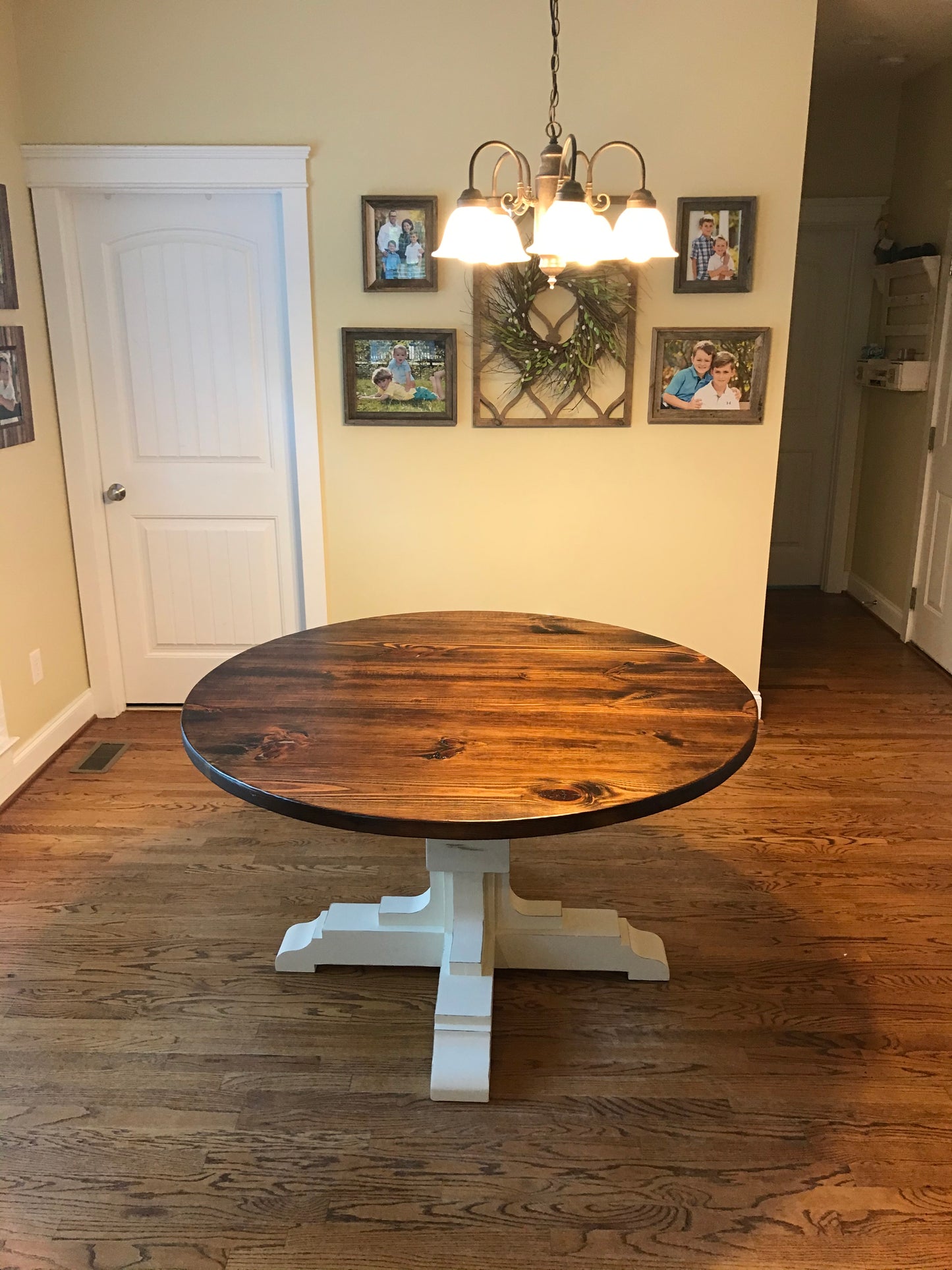 Round Charles Trestle Table